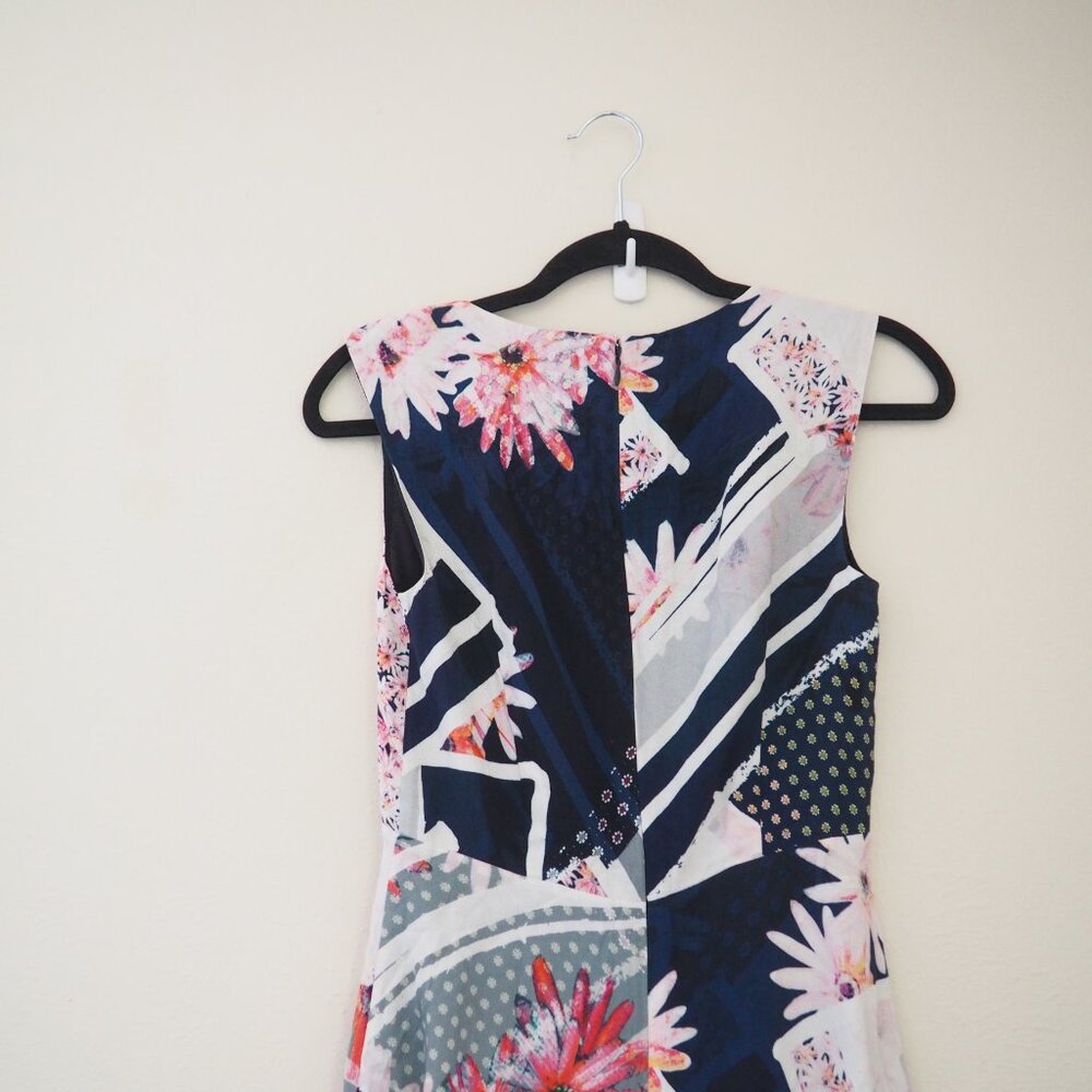 !! French Connection Floral Patchwork Sleeveless Skater Dress sz US 2 - Picture 8 of 8